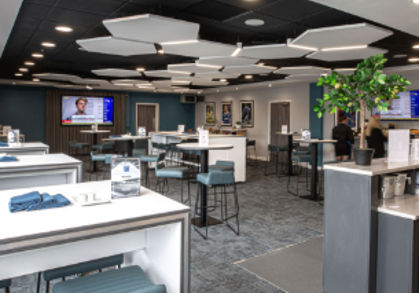 Captains Lounge Listing 305X240